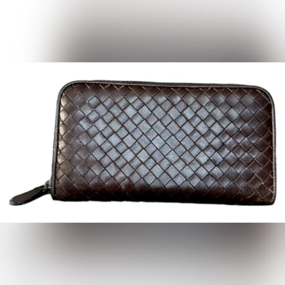 BOTTEGA VENETA BROWN ZIP LEATHER WALLET SILVER HARDWARE EUC - Picture 2 of 15